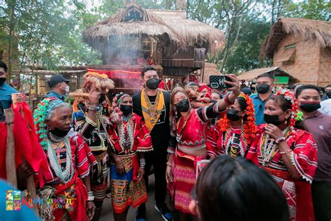 Davao City opens up for Kadayawan to give economy a booster .